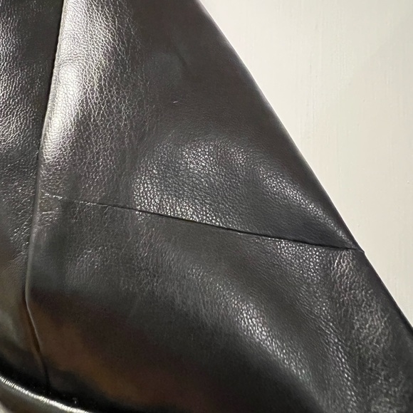 NWT House of Harlow Black Vegan Leather Crop Bra Top and Shorts Set 2 - Picture 5 of 15